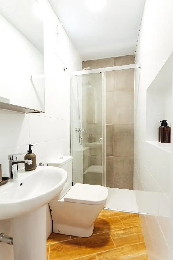 Alohamundi Peral Apartment Seville