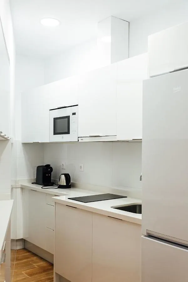 Alohamundi Peral Apartment Seville